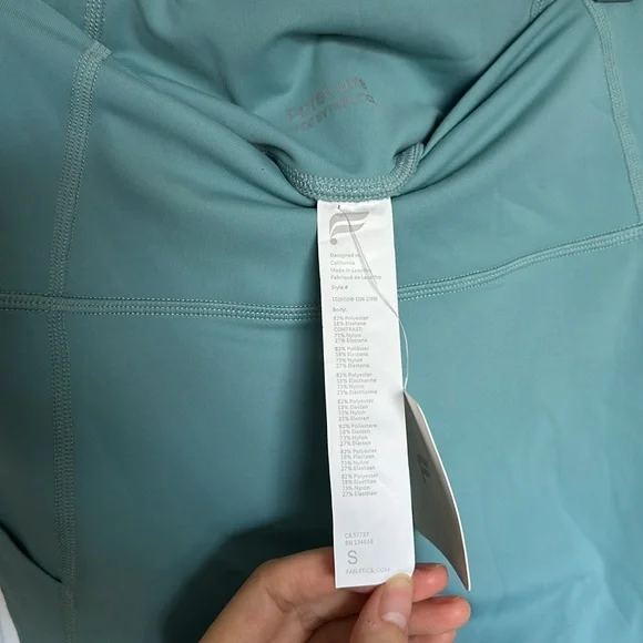 NWT Fabletics sparkly leggings S - Picture 8 of 8